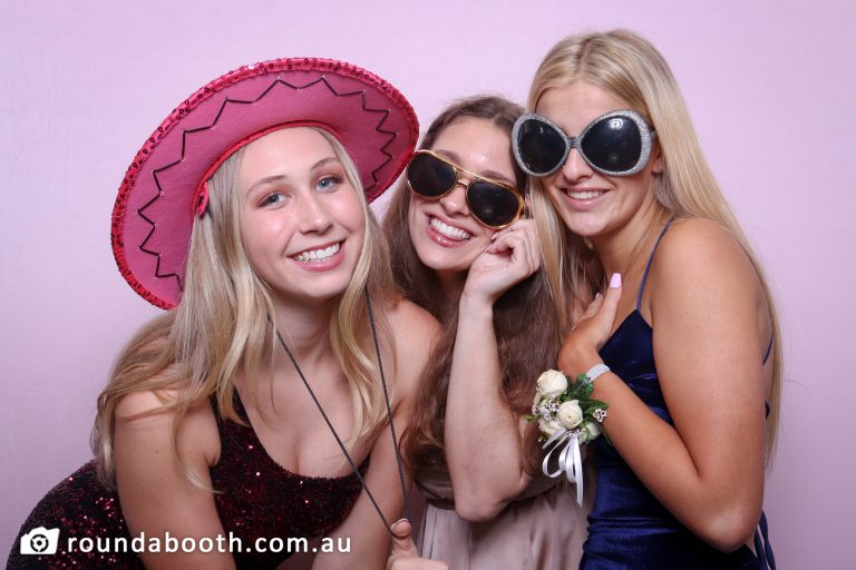 roundabooth photo booth year 12 formal at marsfield curzon hall NSW